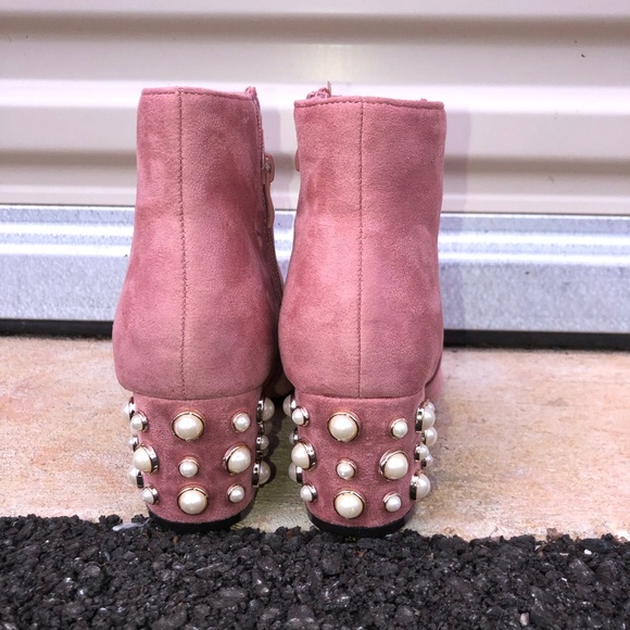 Pale pink pearl ankle boots - Picture 7 of 8